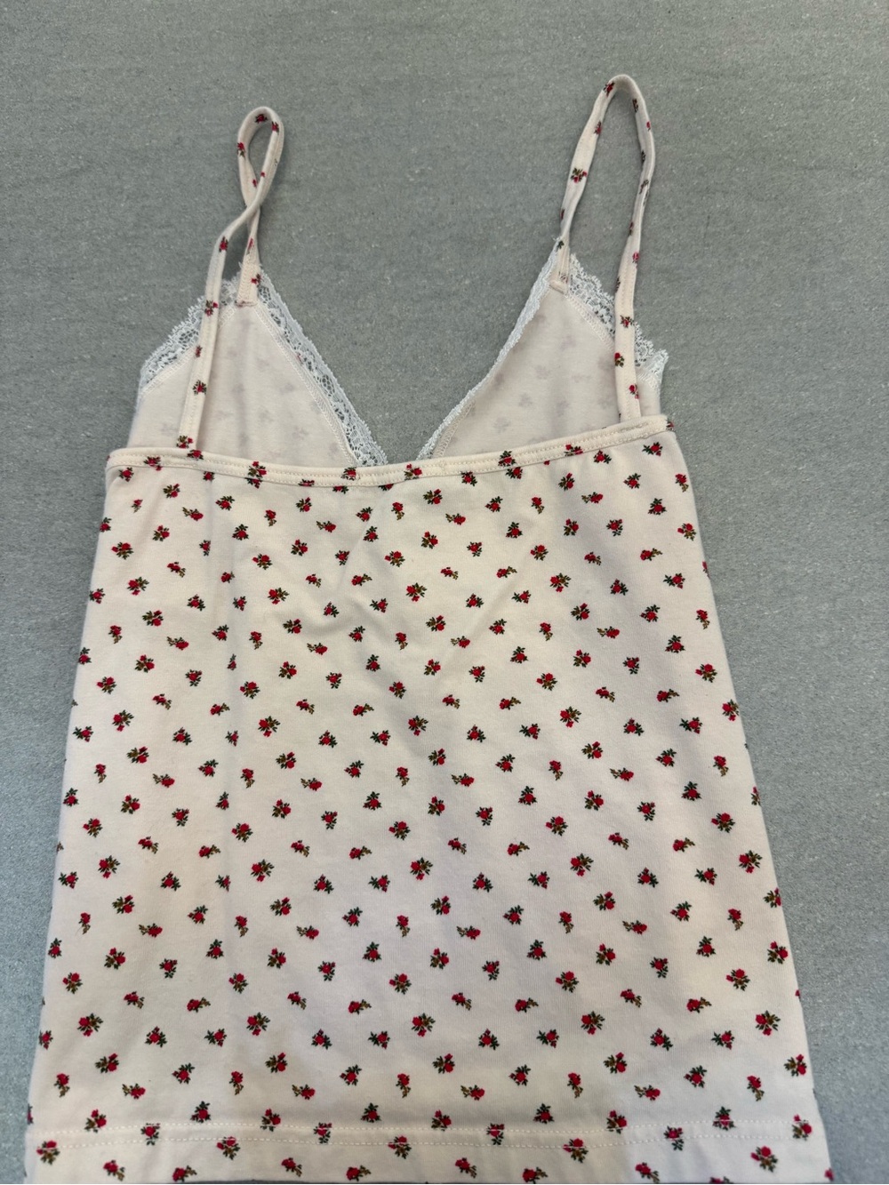 Brandy Melville Cream Cami with Red Rose Print - Picture 2 of 3